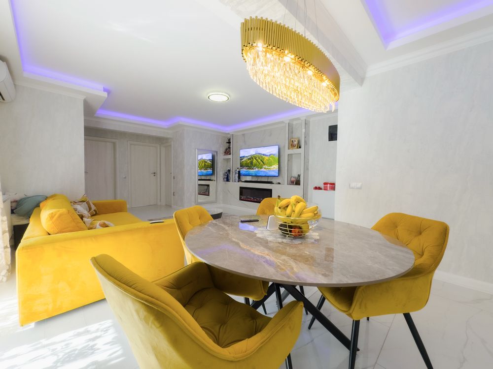 Vand apartament 3 camere cu gradina in zona vivo
