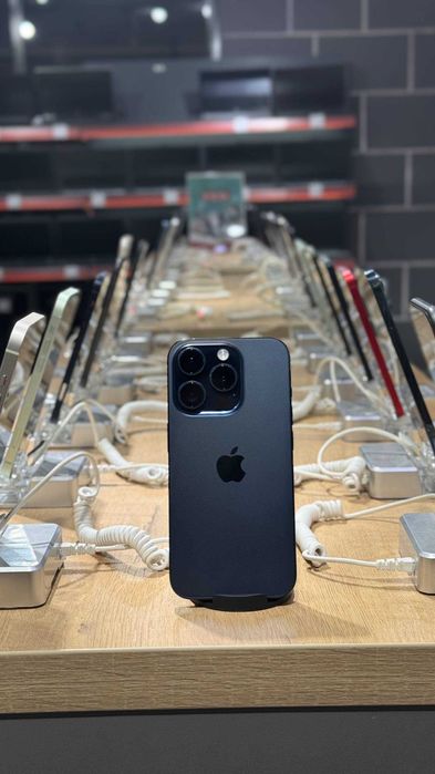 Телефон iPhone 15 Pro 256Gb / Айфон 15 Про 256Гб 100%