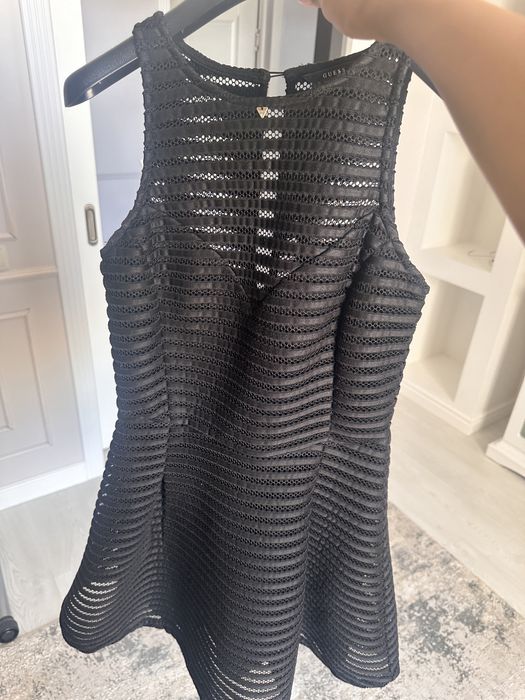 Платье Guess