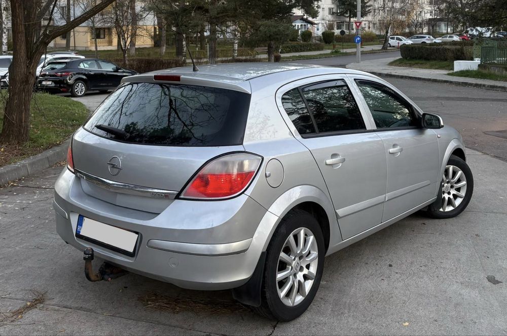 Opel Astra H 1.7 diesel 101 cp an 2005