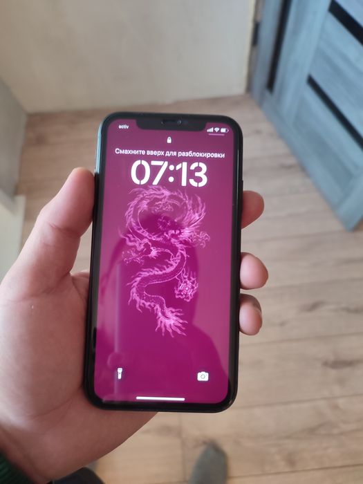 iPhone 11  в хорошем состоянии