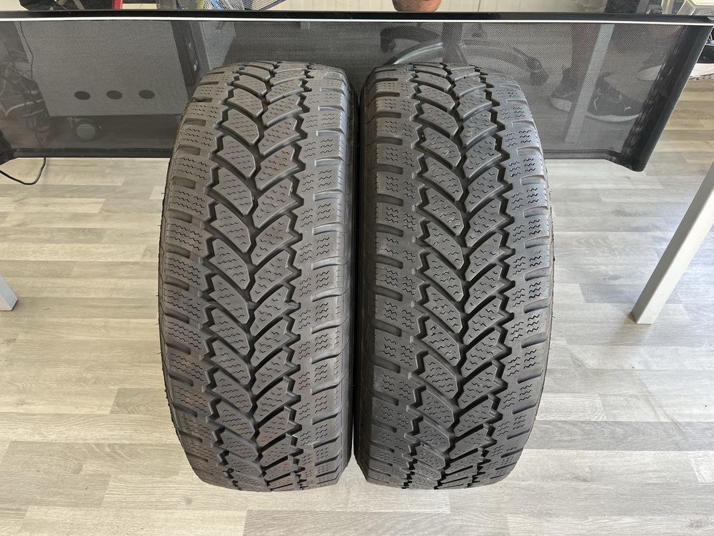 Зимни гуми 235/65/16C Petlas