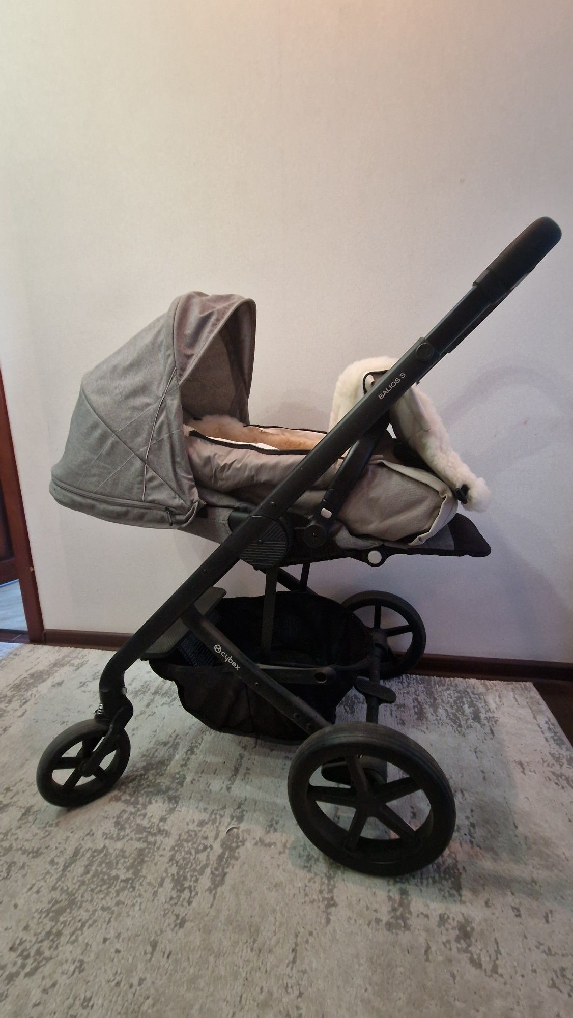 Продам коляску cybex balios s