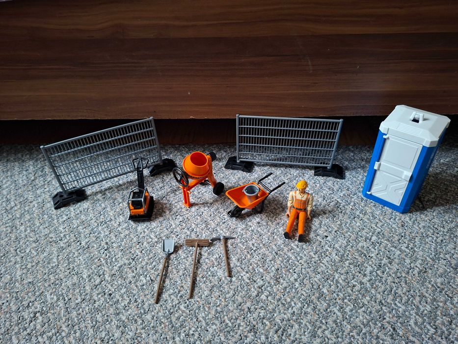 Tractor fendt vario 936 de la bruder si set de om in construxti