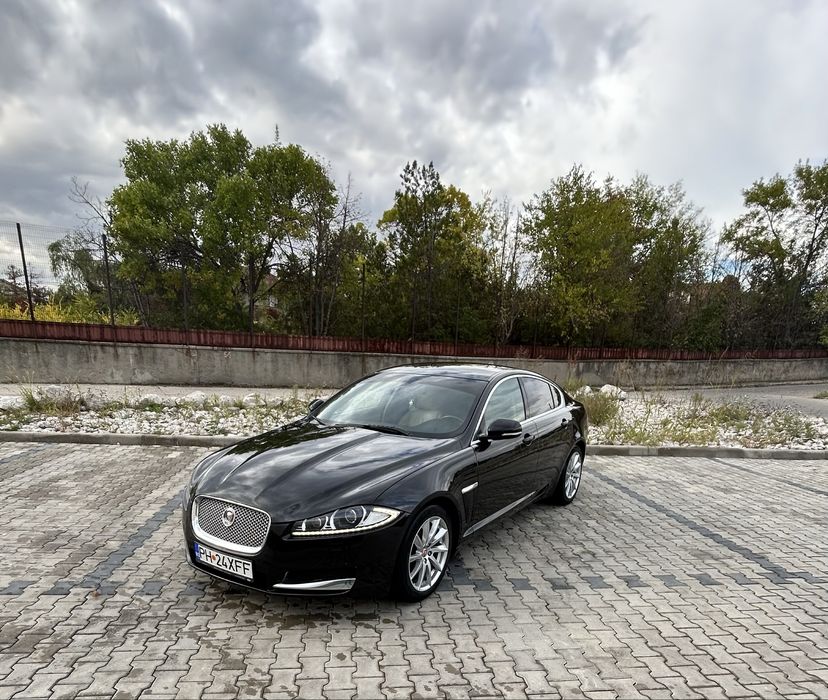 Jaguar XF Luxury