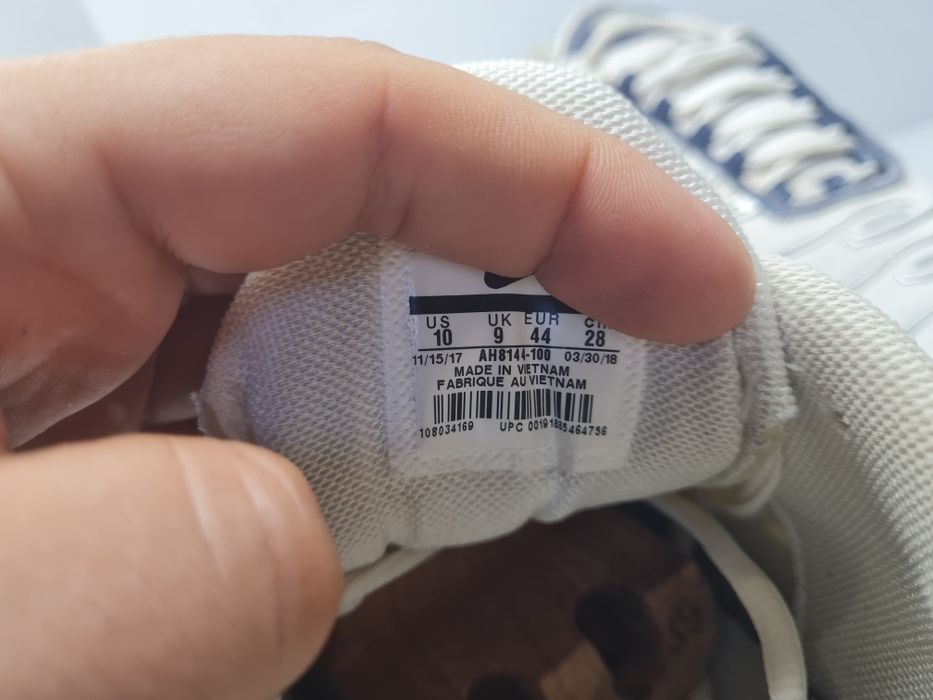 Маратонки Nike Air Max 97 Plus

Носени,но в добро състояние. 
Камерите