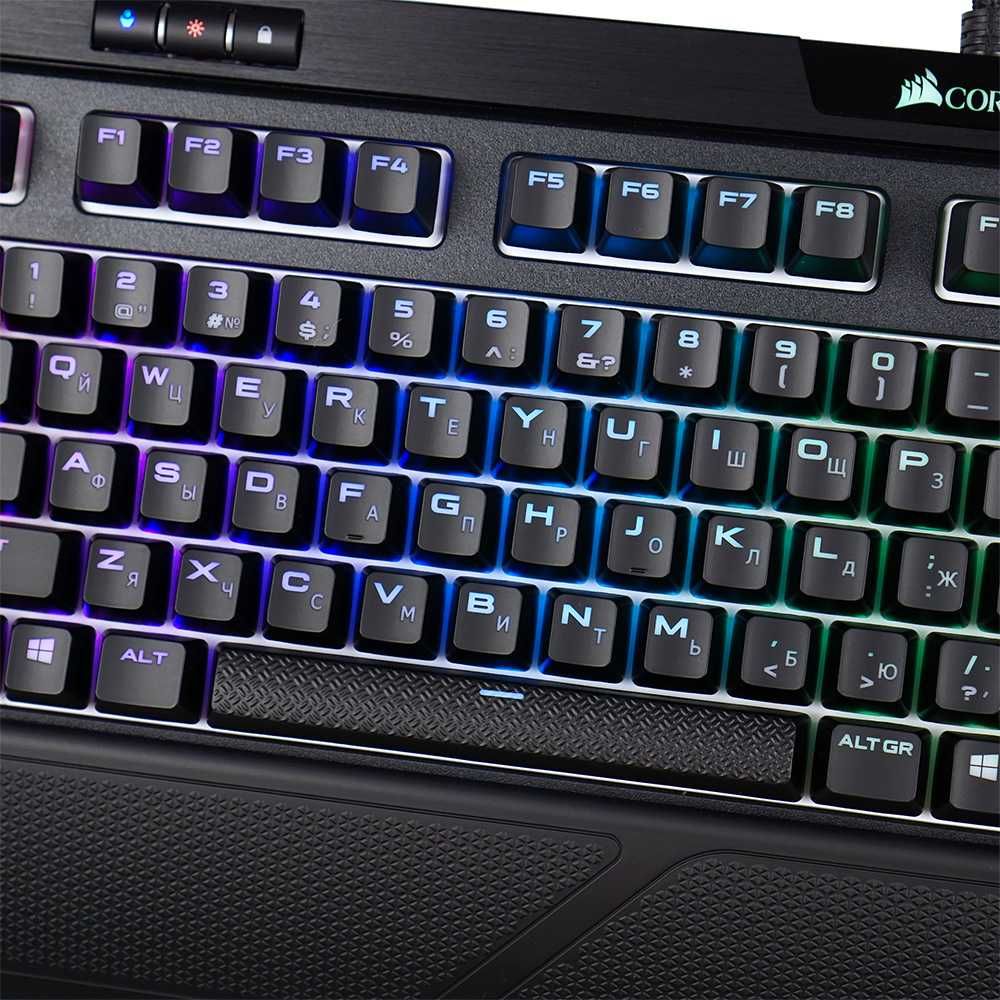 Механическая игровая клавиатура Corsair STRAFE RGB MK.2