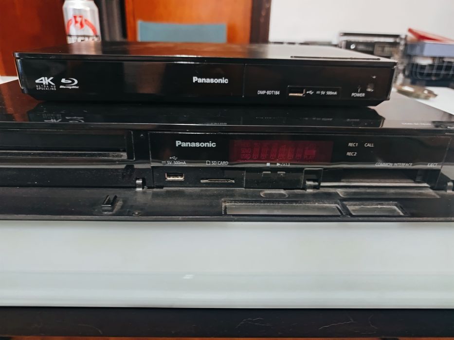 Bluray recorder Panasonic DMP-BDT184 si DMR-BTC820