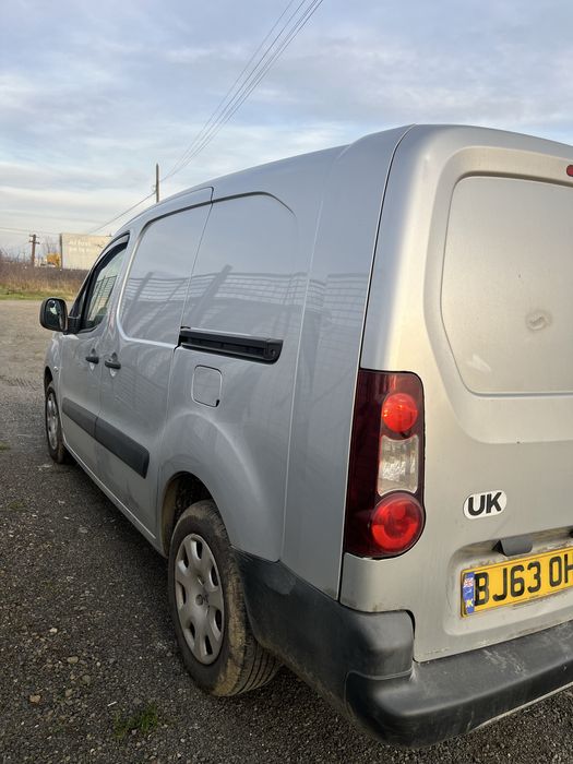 Vând Peugeot Partner