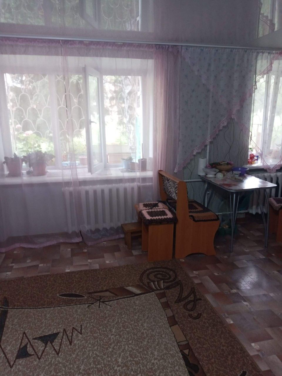 Продам квартиру 3-х комнатную
