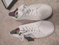 Tenesi Fred Perry