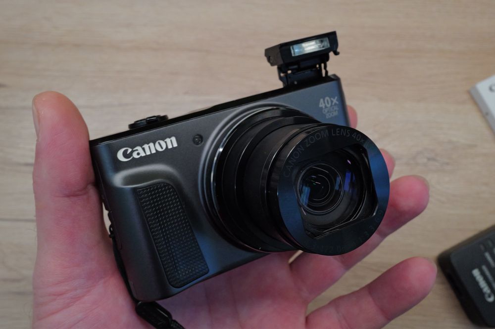 Aparat foto Canon Powershot SX 720HS ca NOU WiFi 20Mp card Top compact