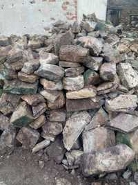 Керемиди и камъни за градеж