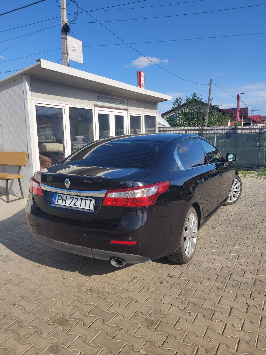 Renault Latitude an 2011