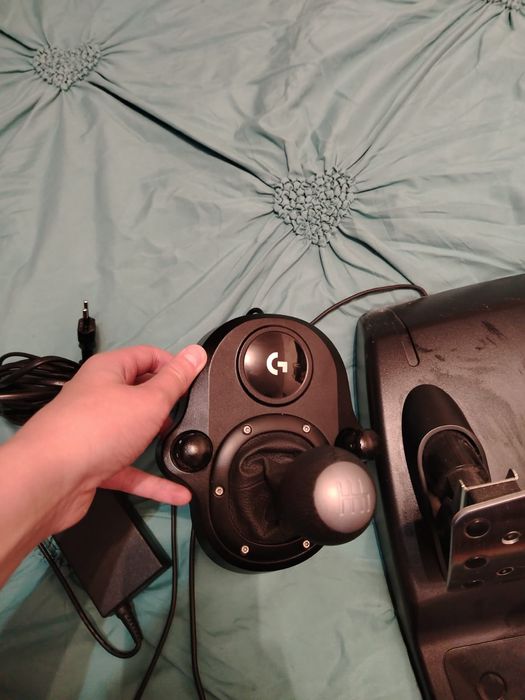 Vand Urgent Volan Logitech G29 cu schimator