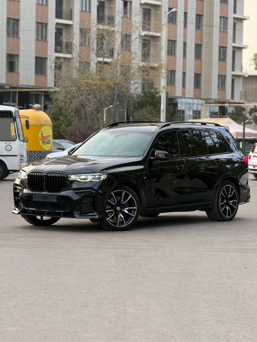 BMW X7  xDrive 50i возможно приобрести в рассрочку