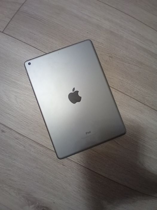 Ipad, 2018 года 6 поколения, 32 гб