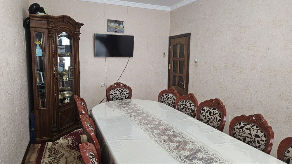 Срочно квартира сотилади.  Учтепа тум. 12 мавзе 45 квартира