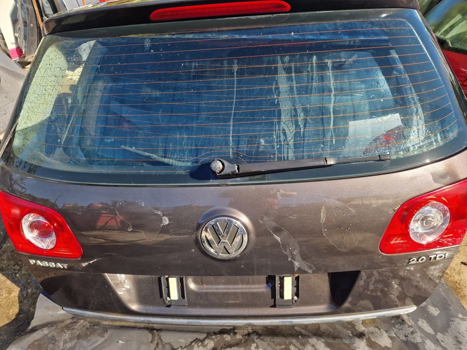 Haion cu luneta Vw Passat B6 combi fara rugina!