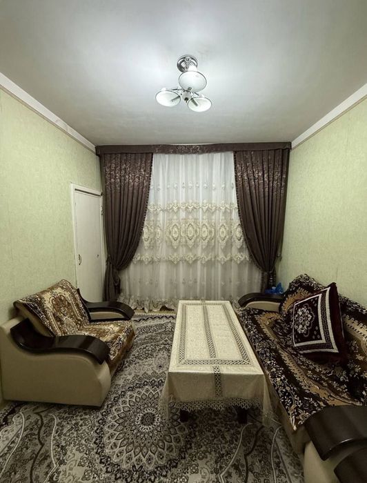 Раздельно 3 комнаты. Чиланзар . Спорт товары.  Метро Новза 10 минут