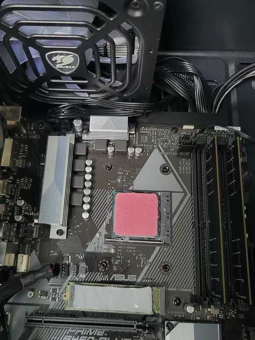 Pc gaming, Server -R3 3100, RX570OC, 16GB, B450 PRO PLUS+WI-FI+BT+HDMI