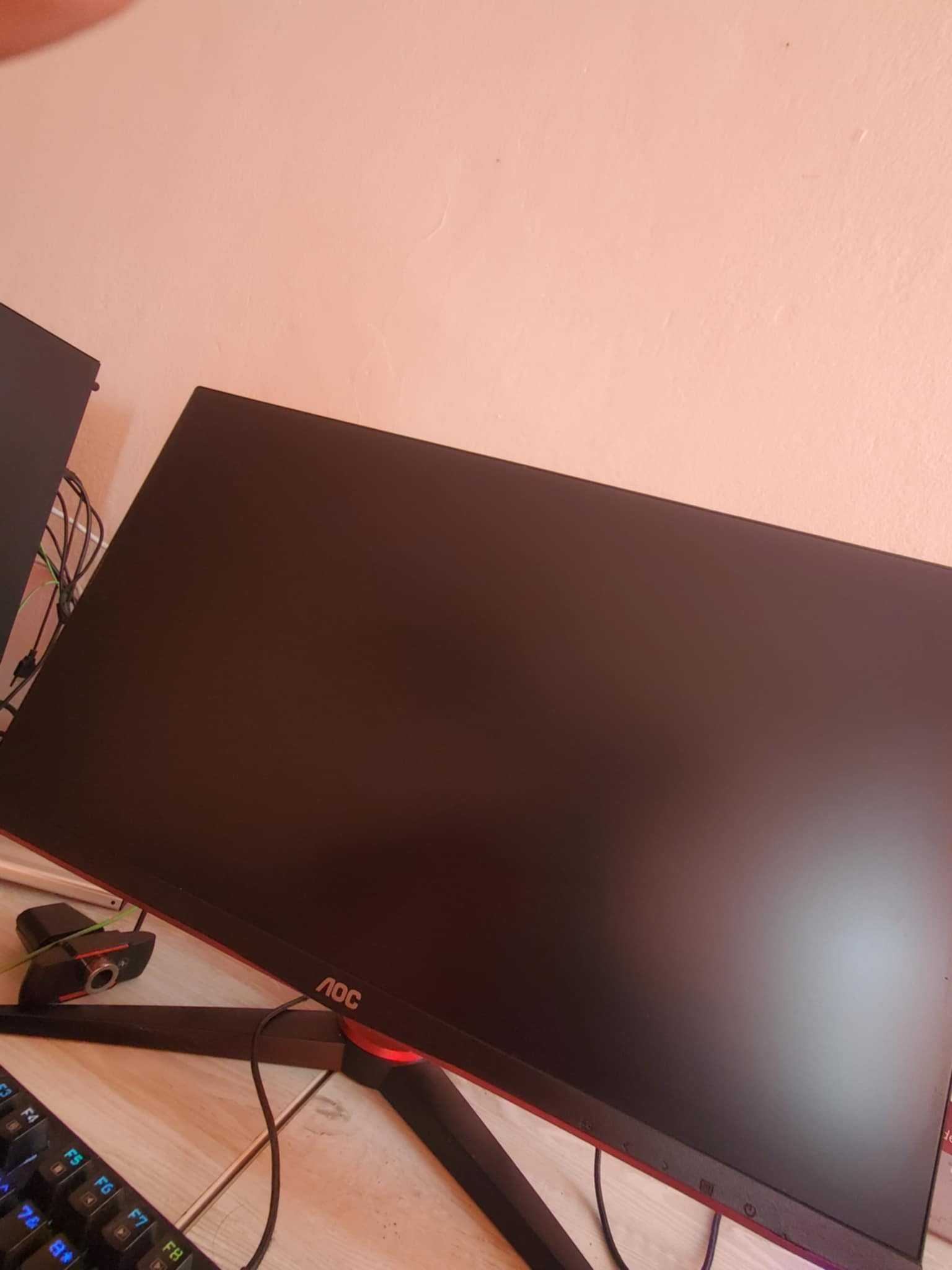 Vand pc gaming + monitor 144 hz !