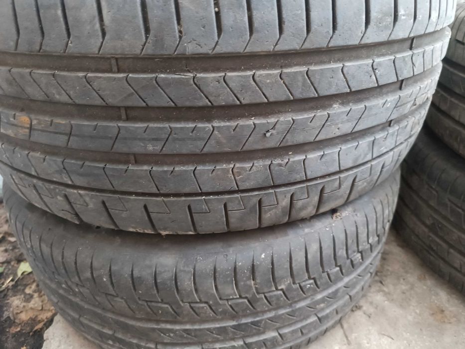 255 45 r21 Continental 2 шт летняя резина почти новая за 90 тыс за2 шт