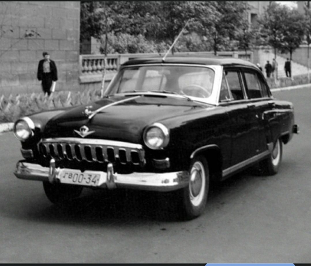 Первый советский Волга 1956 года.