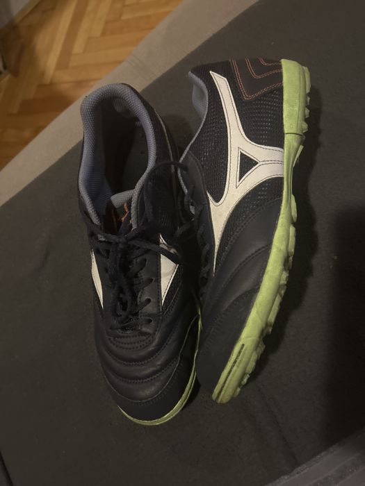 Футболни стоножки  MIZUNO