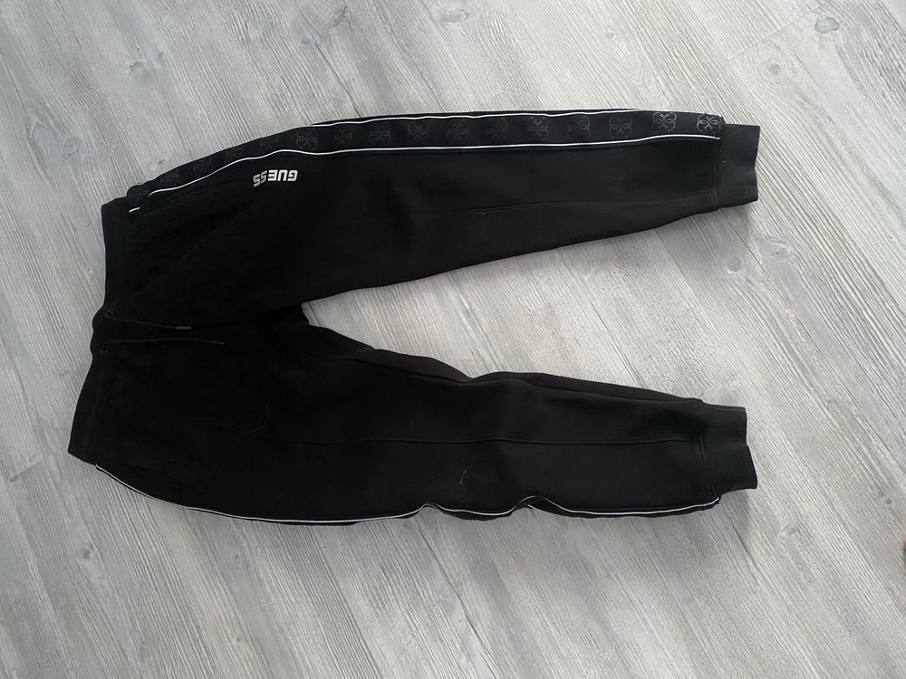 Pantaloni Guess