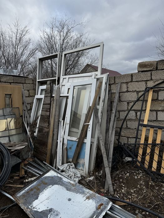 Окна перегородки дверь