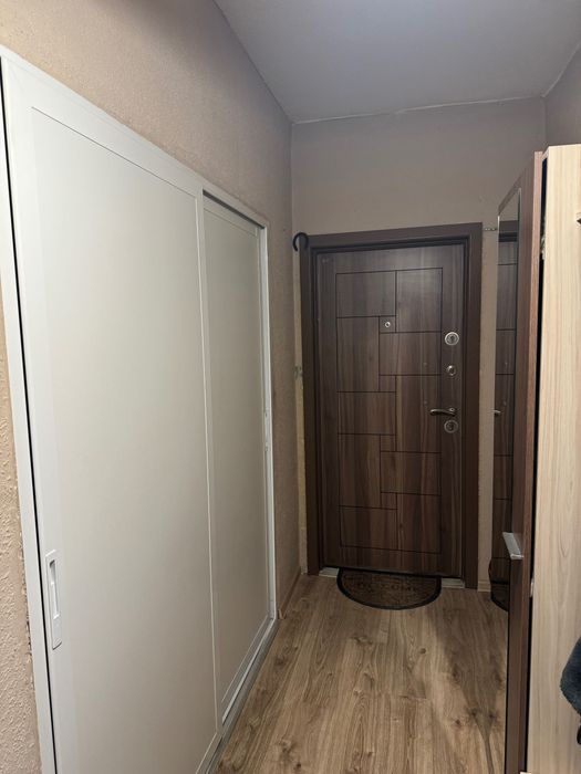 Продавам четиристаен апартамент!