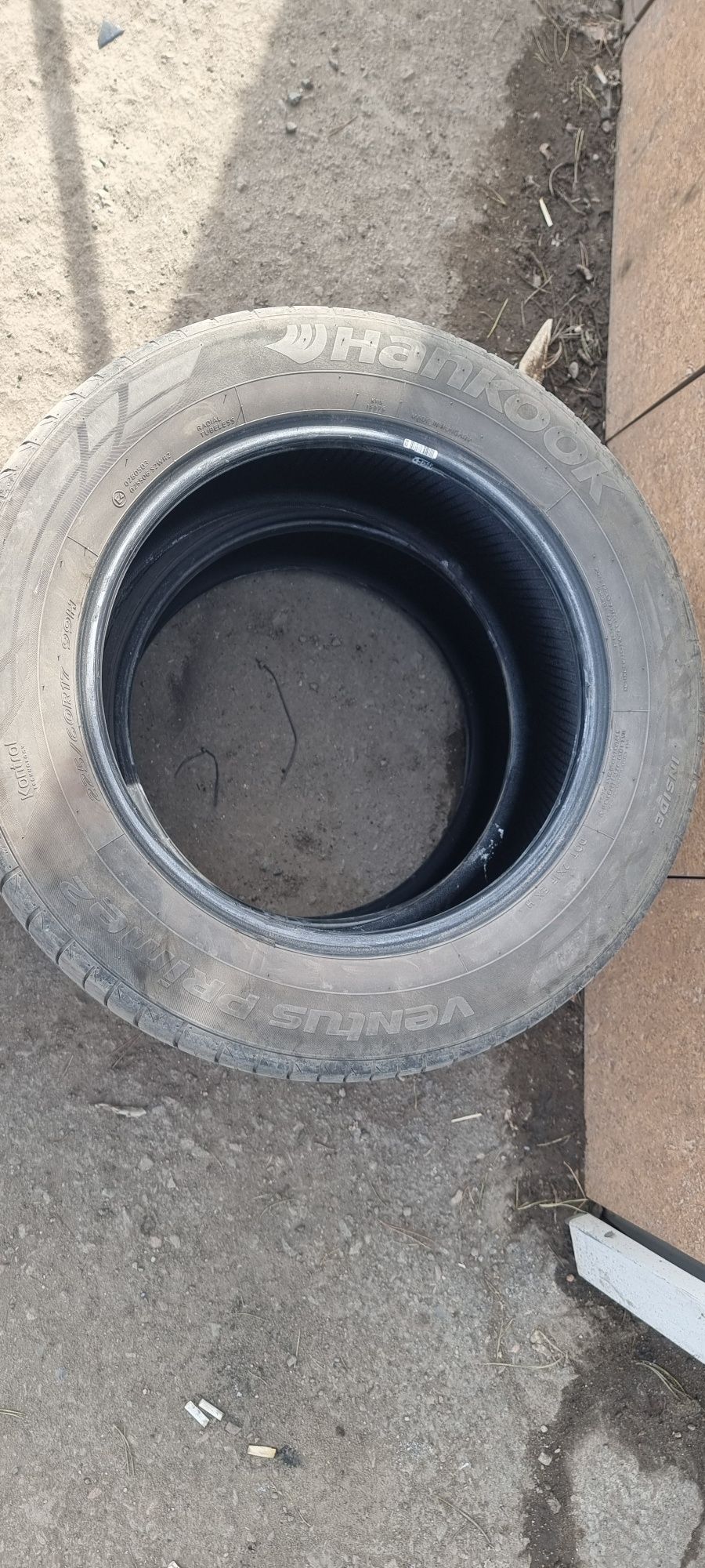 Продам шины б/у Hankook,  размер 225/60/17