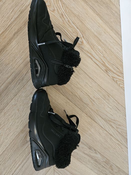 Sketchers маратонки