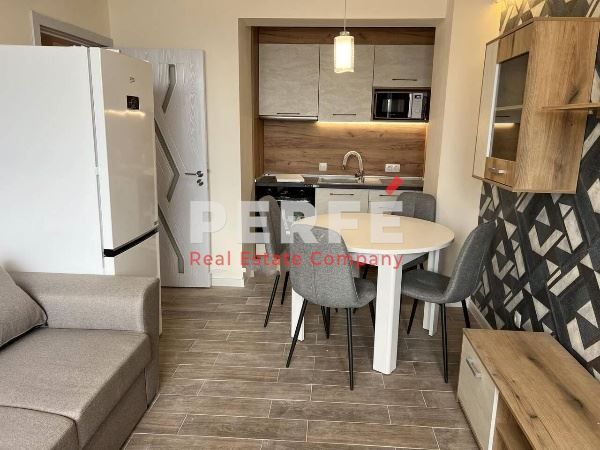 Продава се Хотел в Несебър - 600 кв.м за 1284 €/кв.м - Снимка #2