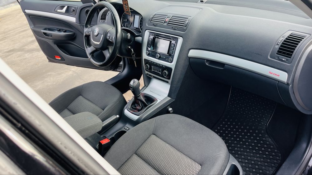 Skoda Octavia 4x4 Scout 2.0 impecabila Navi Xenon