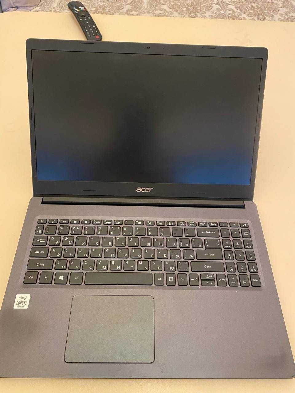 Acer Aspire 3 i31-0110U (DDR 8 SSD 256 )