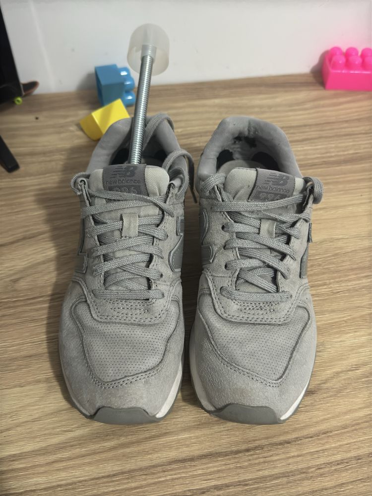 Adidasi New Balance 37,5 gri model 996