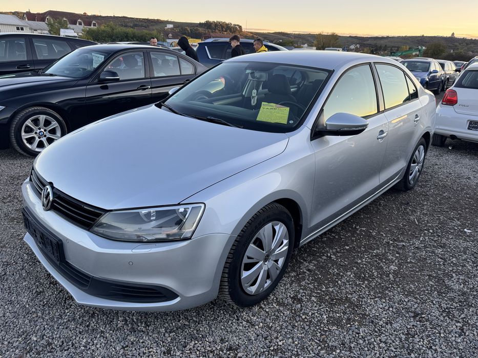 Volkswagen jetta 2012 1.2 tsi 105 6 viteze 4 pistoane. Merge impecabil