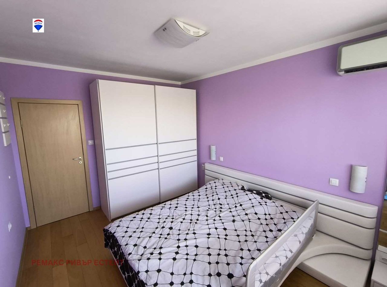 Дава се под наем Тристаен апартамент в Русе, Ялта - 67 кв.м за 408 € - Снимка #4