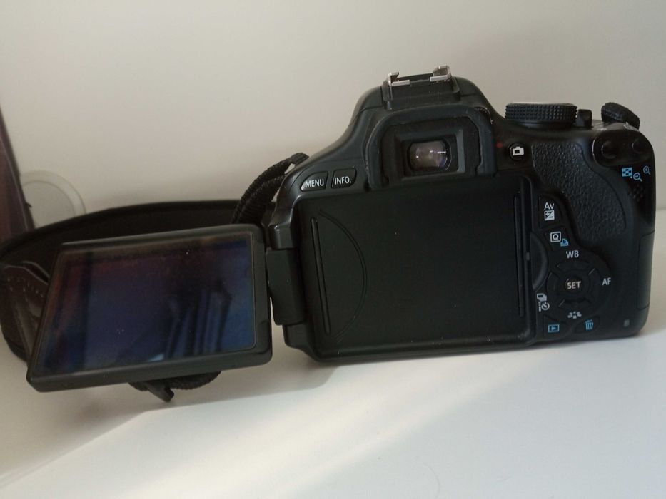 Canon EOS Rebel T3i/600d