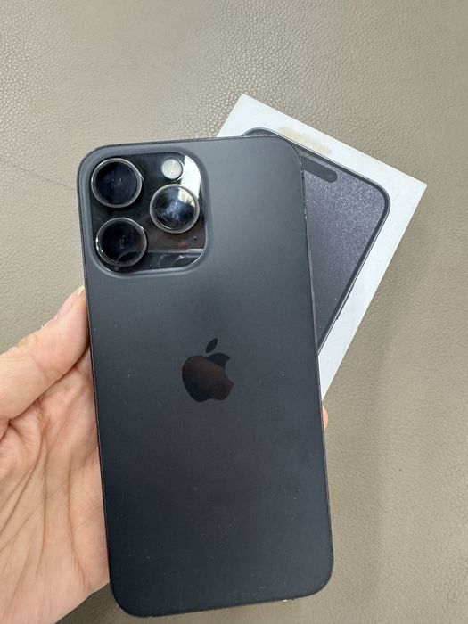 Продаю iphone 15 Pro Max 512g