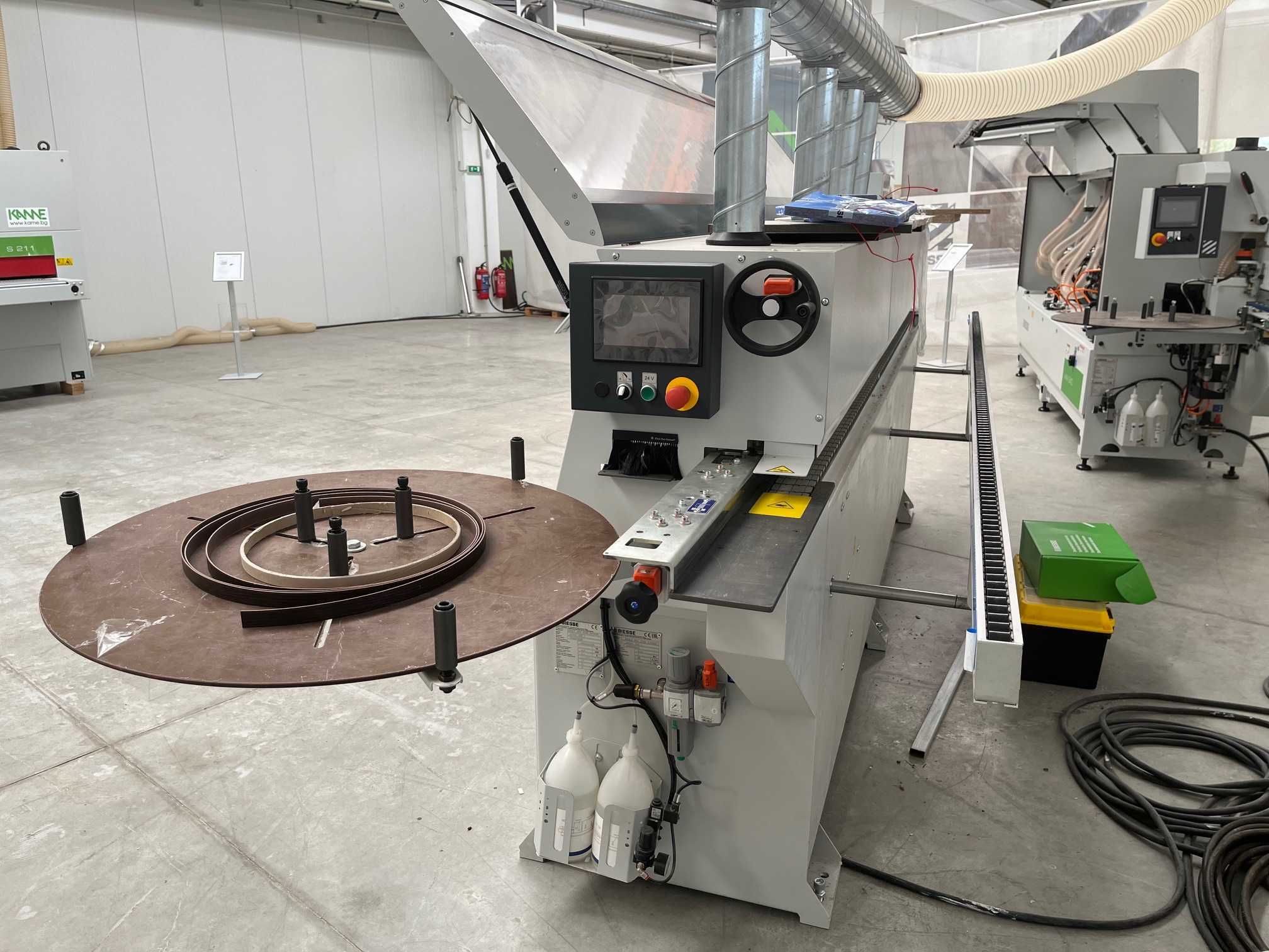 Нова кантираща машина Biesse