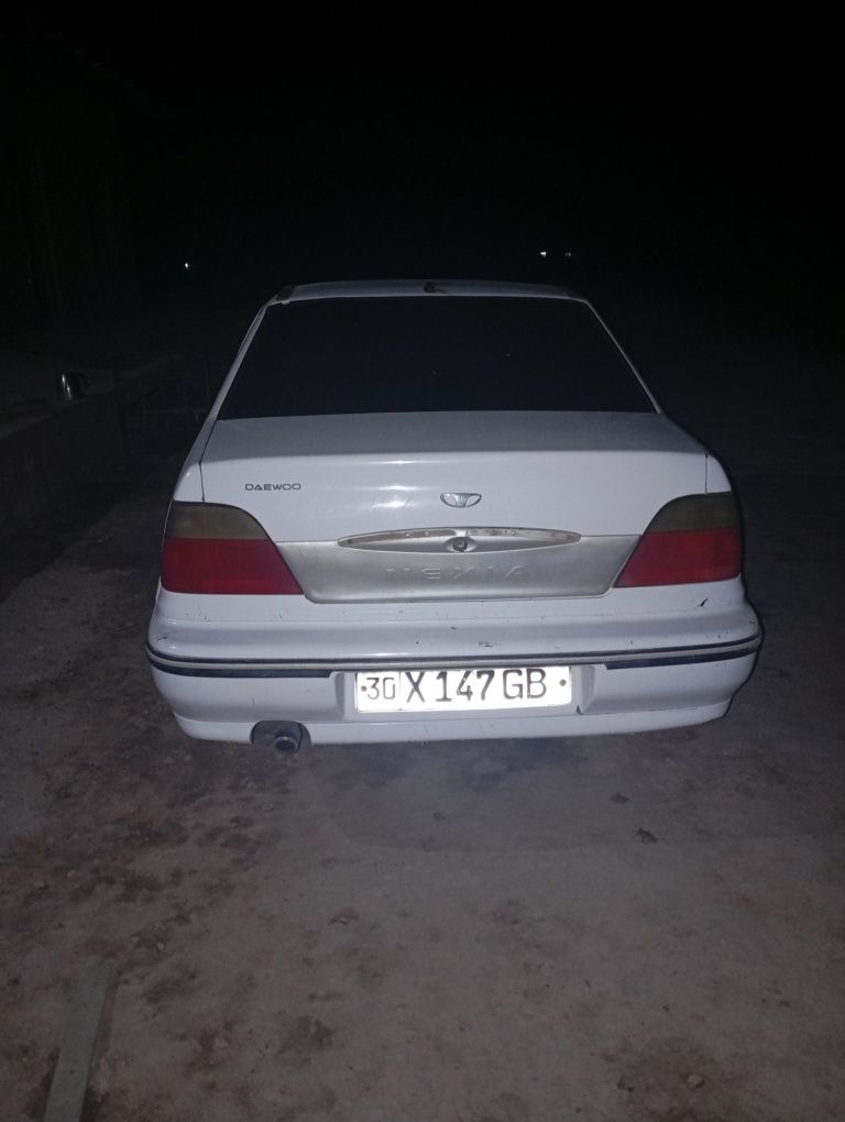 Nexia 1 sotiladi.
