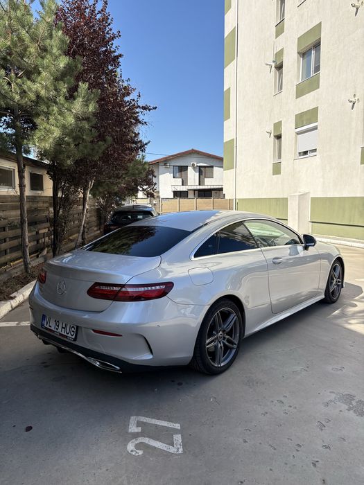 Mercedes-Benz E220d Coupé AMG Line