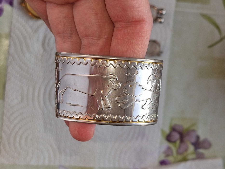 „Piesă Rară din Argint Veritabil – Brățară Artizanală