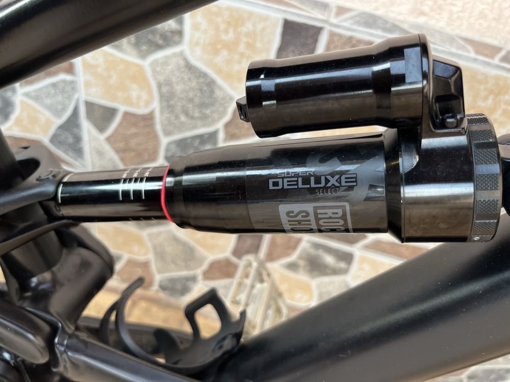 Vand bicicleta YT capra