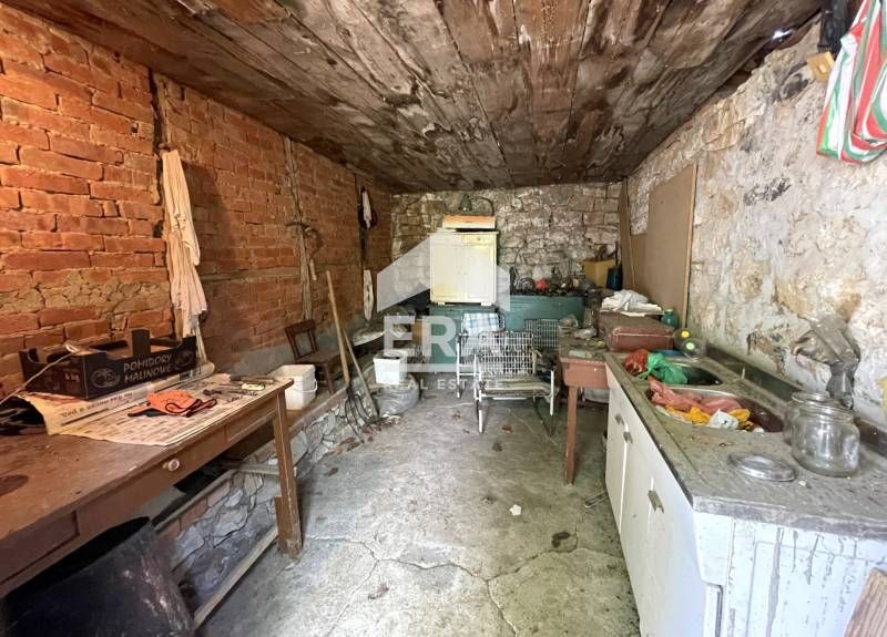 ПРОДАВА СЕ къща в село Николово