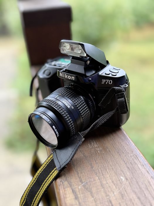 Aparat foto pe film Nikon F70 Panorama