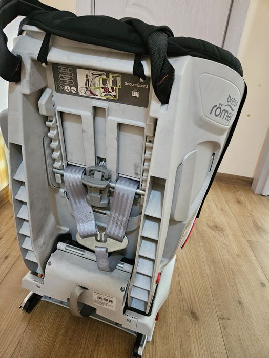 Столче за кола с изофикс Britax Romer